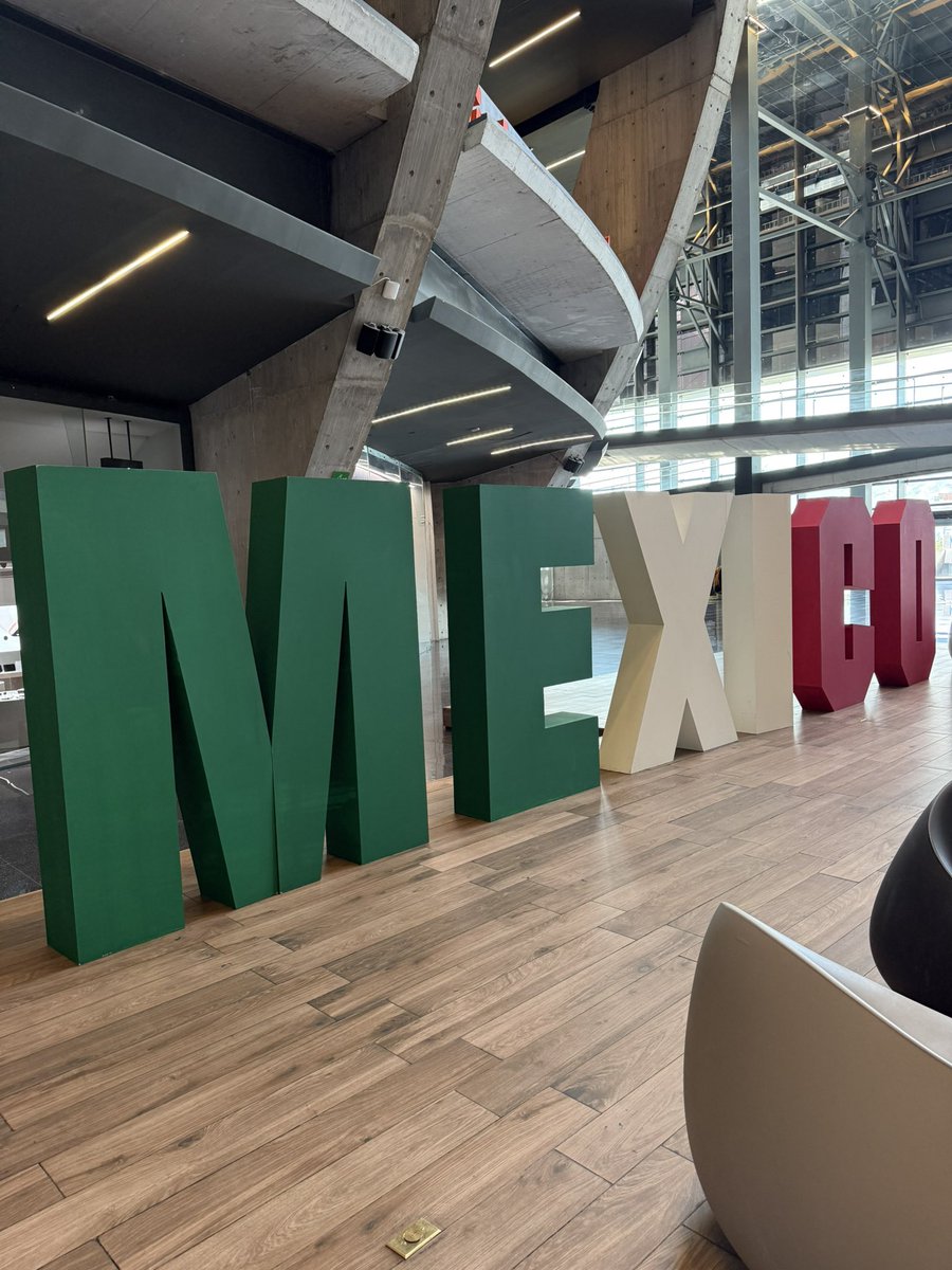 cgochoas's tweet photo. #VivaMexico https://t.co/B5KnQwOfjw