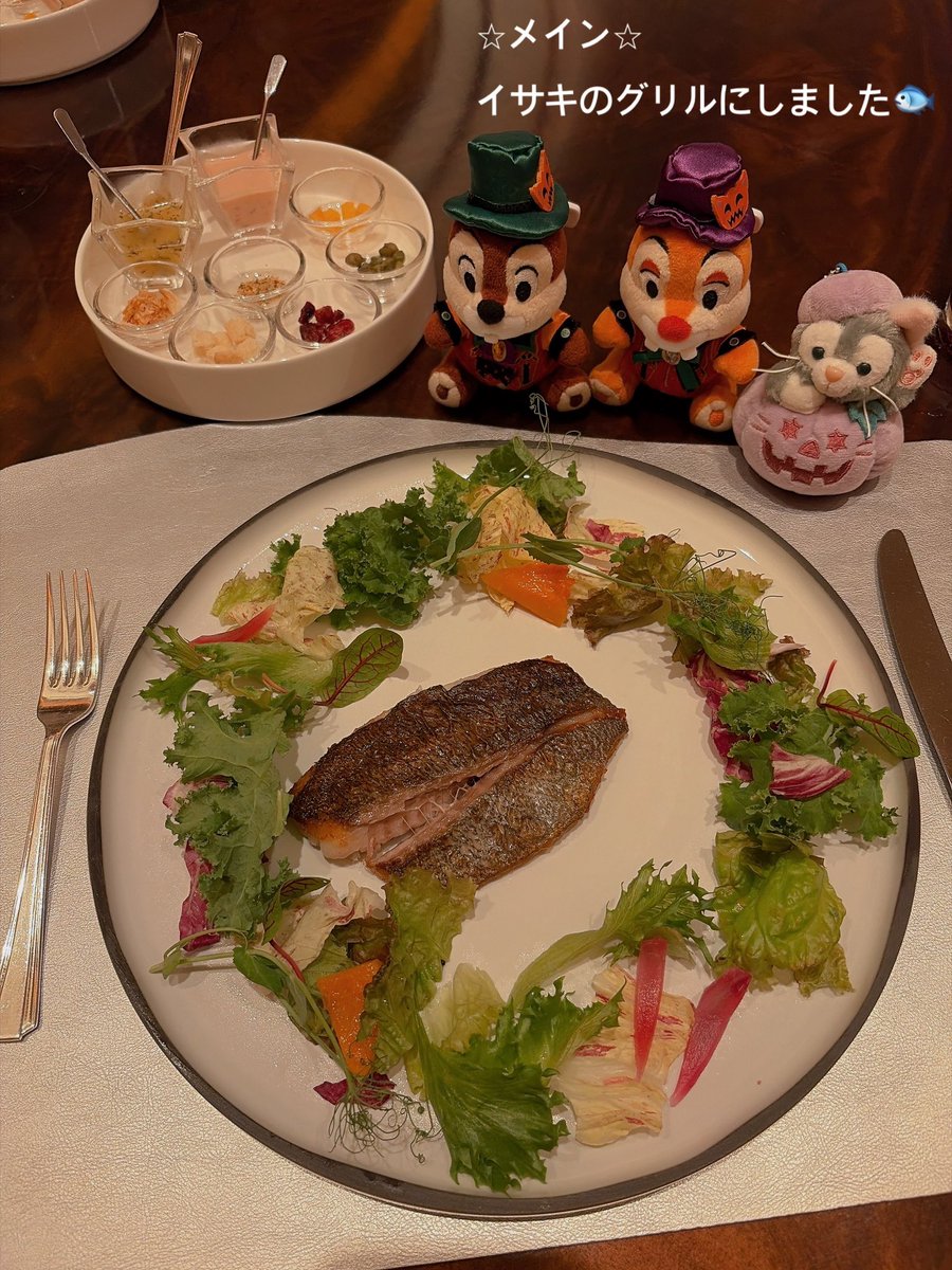 chipndale1204's tweet photo. エンパのハロウィンランチ🥰🍽️
どれも美味しすぎて幸せでした😋💓
予約してくれたお友達に感謝です✨✨ https://t.co/lXsoyFRgoi