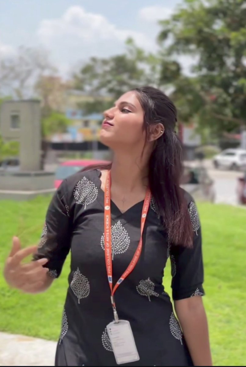 supriyasx's tweet photo. Nala mood agita pola athan avo mola kaambu 🍒Nala thukitu eruku. Kandipa evo kundila thani olugitu 💦than erukum https://t.co/CBiWgZ79KB