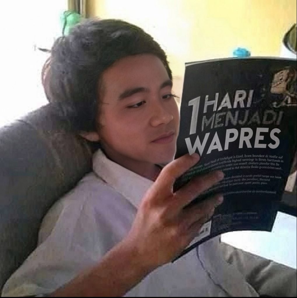 mortaliel's tweet photo. siapapun cepat rampas bukunya https://t.co/EPFmEjC7C5