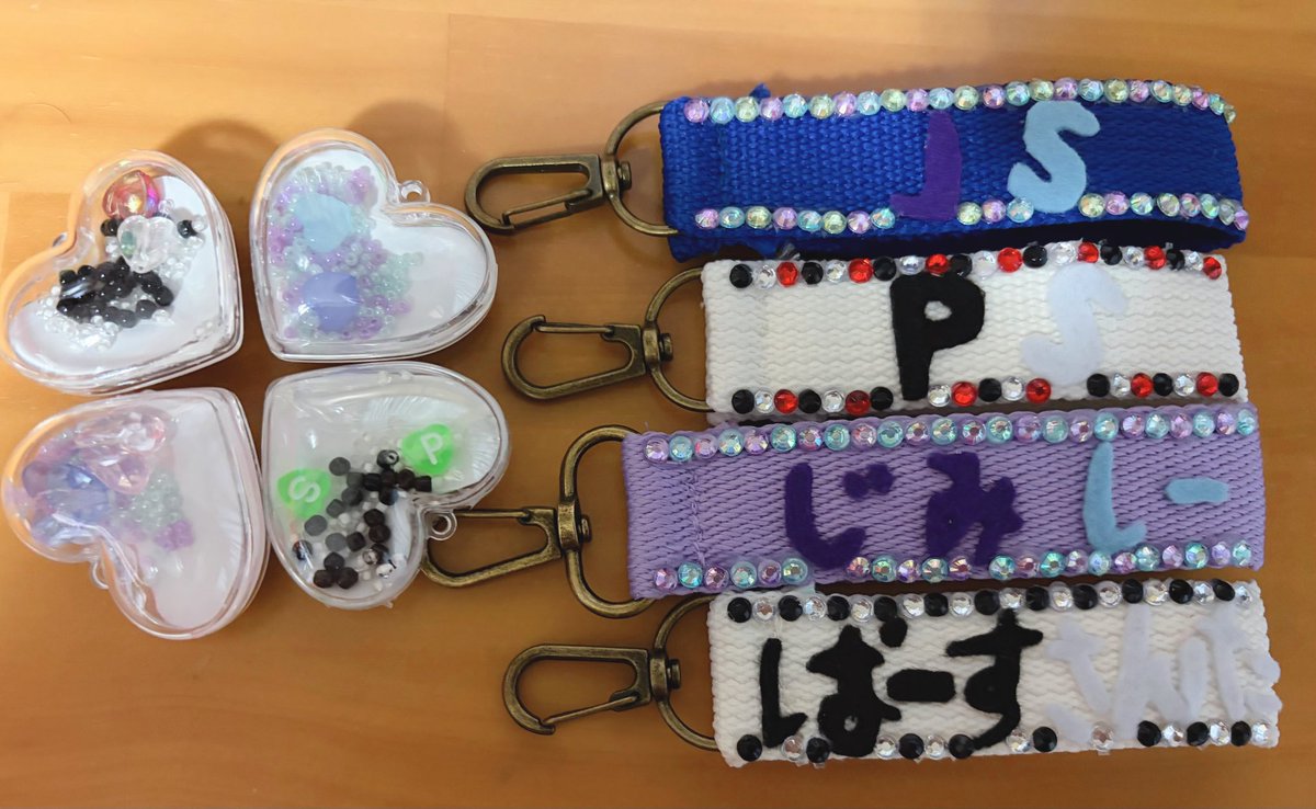 midoriFP0915's tweet photo. 超ギリギリですが、GA作りました〜
当日、お会い出来る方、もらっていただけると助かります笑笑
今回は、ギリギリで作ったので、少なめです…
#GMMTVFANDAY33INOSAKA
#JimmySeaXFanday33inOSAKA https://t.co/6LTlkkQHuD