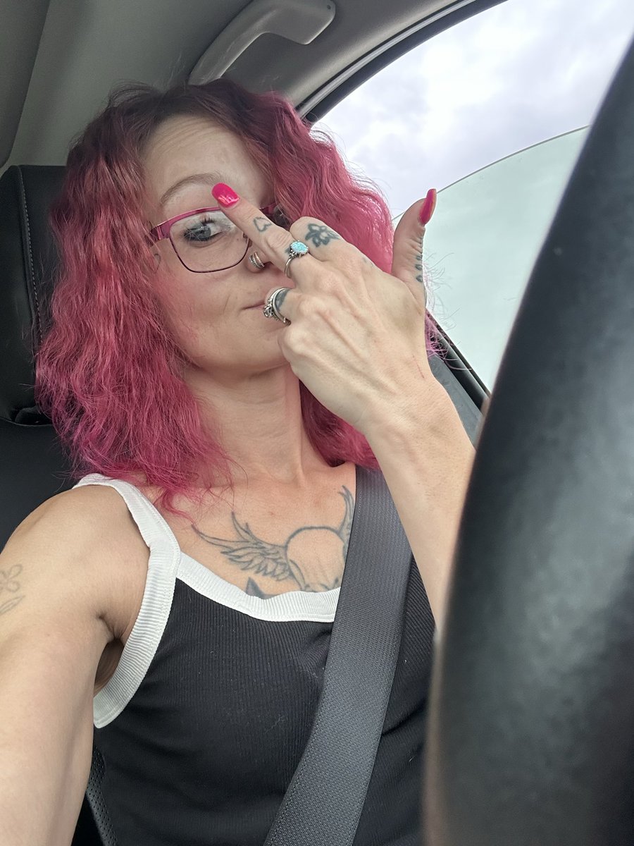 LadyNoirCreator's tweet photo. Honking at me only makes me drive slower! 🤷🏼‍♀️🖕🏼🤣😂 https://t.co/XnfKm9xGj2
