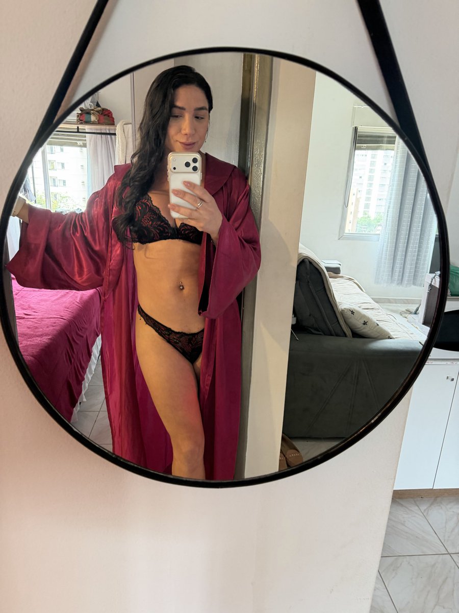 DriRodriguesOF's tweet photo. Ready for meet someone. Wanna you have a real meet with me ? 
Let me know ! 

Pronta para encontrar alguém . 
Você gostaria de ter um encontro real comigo? 
Deixe me saber . https://t.co/90KFSwEBzI