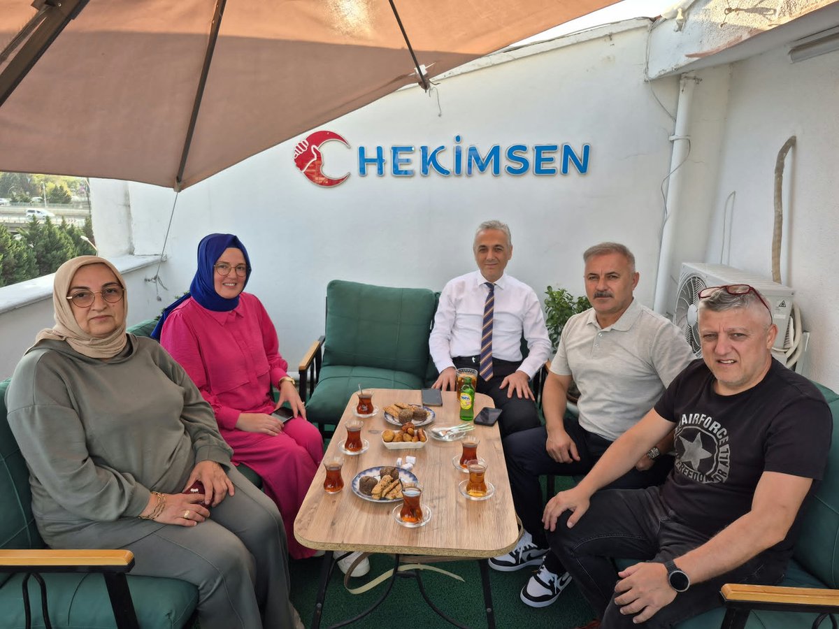 DrAdilKurban's tweet photo. Evet 2024 yılından beri yapmaya çalıştığımız genel kurul ve seçimimizi bitirdik. Mazbatamızı da aldık. Artık hedeflerimize tüm gücümüzle hareket vaktidir. Durmayın sizde bize katılın,  hepimiz için bize güç katın. https://t.co/stNt8PnAVN