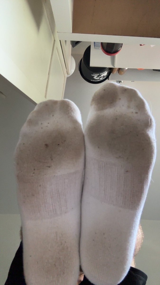 CashAlpha__'s tweet photo. Tell me how much you want to worship these after a long day at school and a heavy workout you fk fag🖕🏼 https://t.co/IJRZPslZG2