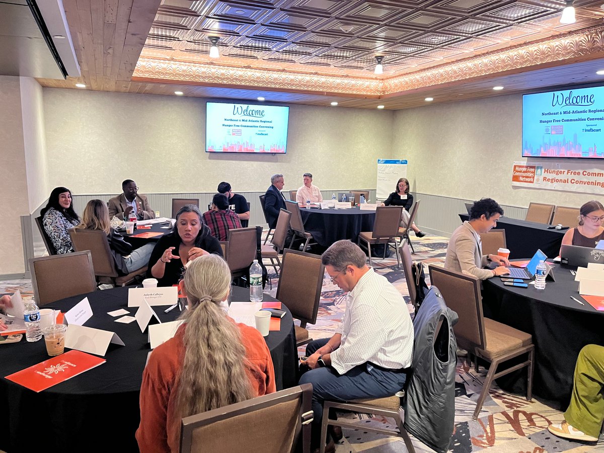 toendhunger's tweet photo. Ramping up for a great day in NYC for our Northeast &amp; Mid-Atlantic HFC Regional Convening! This is the latest of our series across the country bringing nat'l policy and local insights together to mobilize actions to end hunger. Huge thanks to @Instacart for making this possible! https://t.co/jIEYIQNq3J