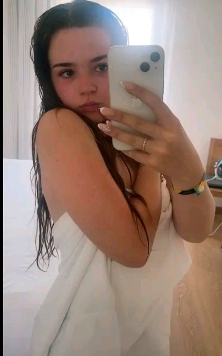 sluttcollector's tweet photo. Slut#1

A cuck wanted to expose his hot fucktoy gf
submit your sluts in dm to expose. https://t.co/5Y3AgonB6N