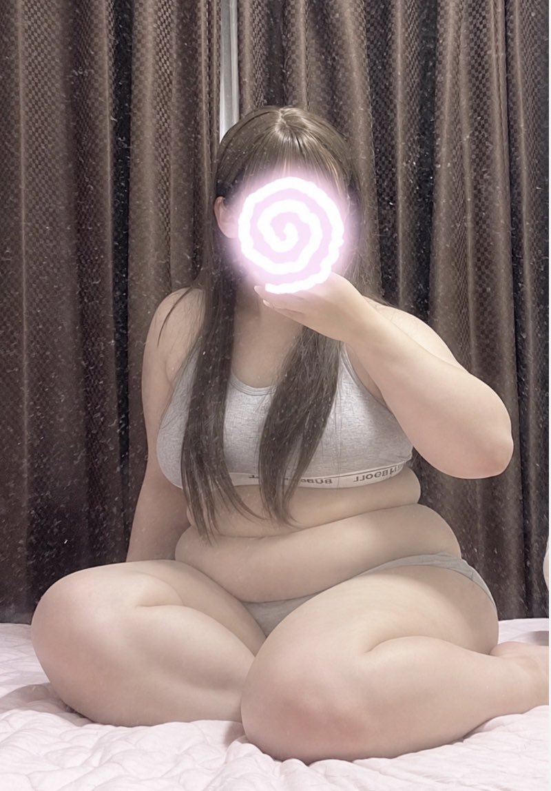 antodinome's tweet photo. ←高校時代(50kg)
                  現在(8×kg)→ https://t.co/84o4dvMQH2