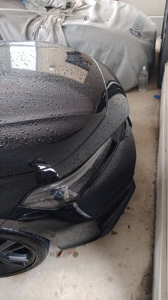 poweredbyrx7's tweet photo. 水に浸るいい車 https://t.co/v4vPdfryo4