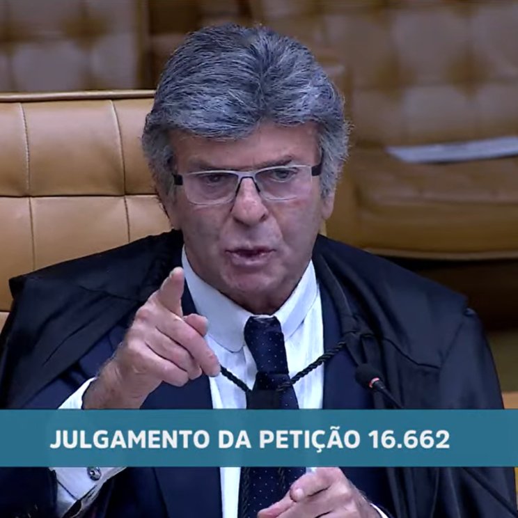EnioViterbo's tweet photo. SILÊNCIO.

FUX está completamente FULL PISTOLA.

Foi pra cima de Gilmar com sangue no olho. https://t.co/wTAdLOnqG0
