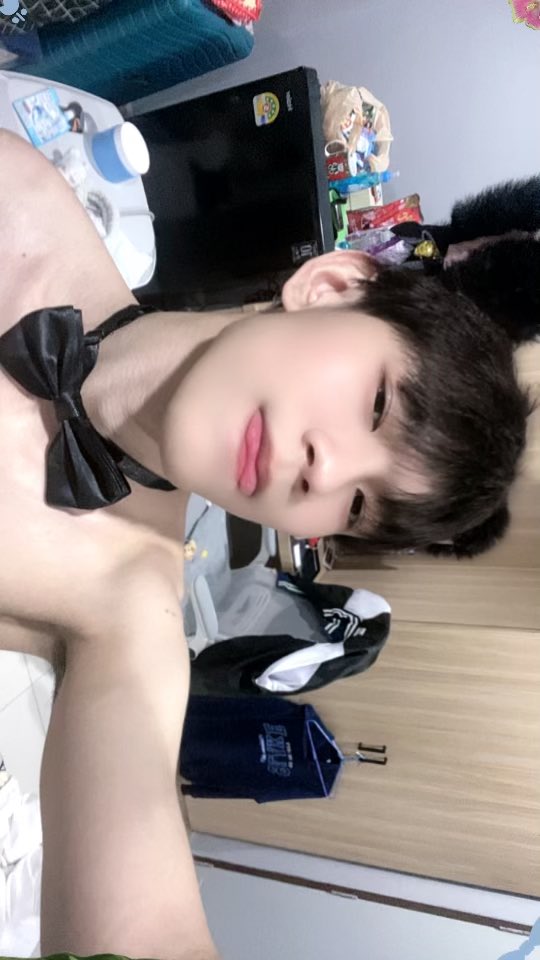 JaoNimo_05's tweet photo. 😛🎀 อะไรอะ https://t.co/26F29zaRrL