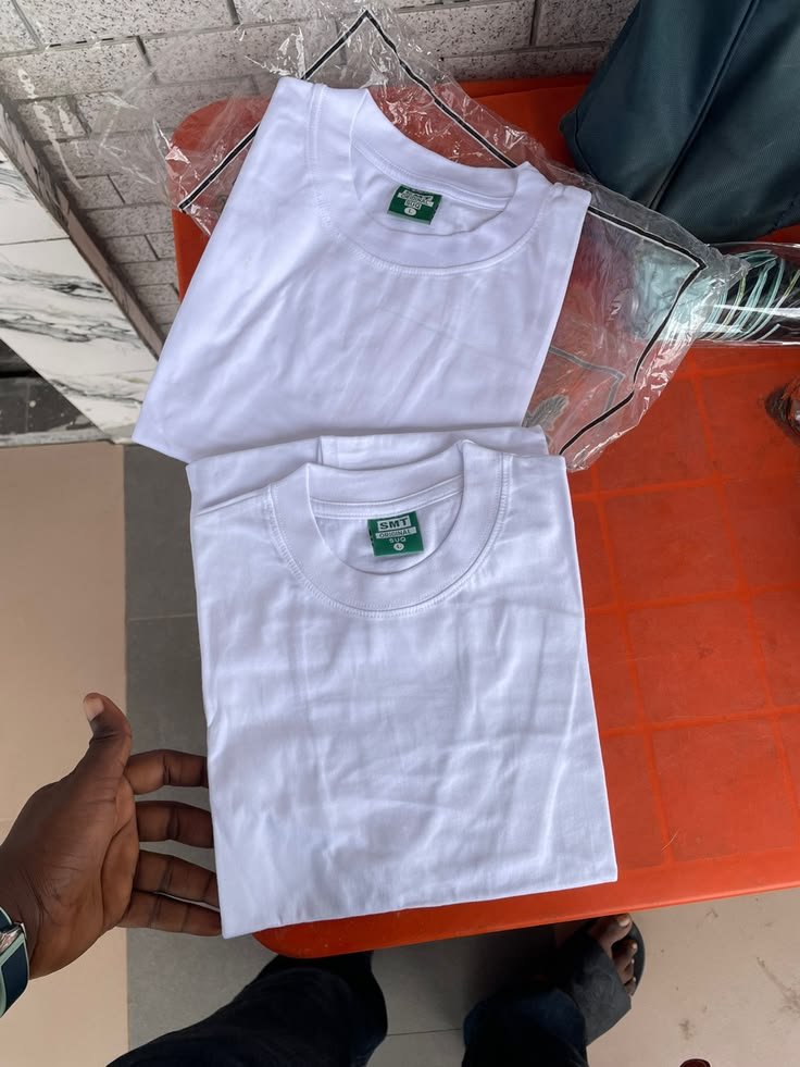 MAQsVintageShop's tweet photo. 🚨  Did i tell you that i sell plain coloured tshirts?
Price: 🏷️ N5,500 each
LIMITED STOCK
📞 08140362185
📍 Portharcourt
Nationwide delivery

Please Retweet https://t.co/3kfdyvPhsF