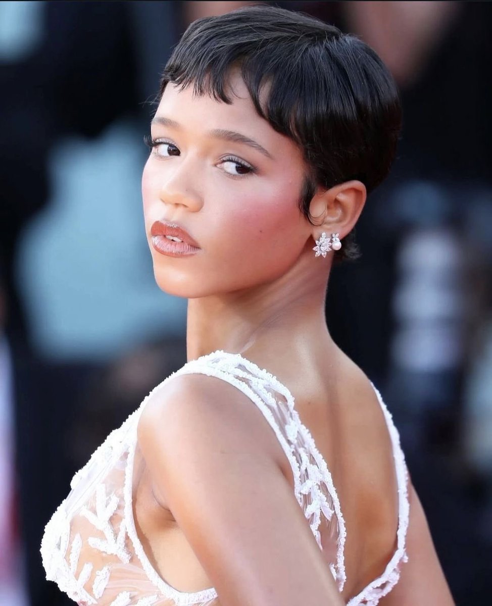taysinfiniti's tweet photo. this sister pixie plate https://t.co/kJbmu1bAXf