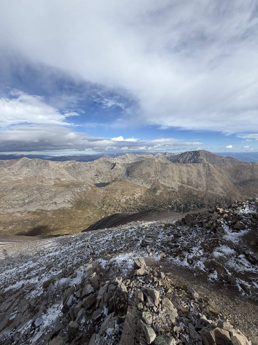 enthused's tweet photo. Today’s summit: Mt. Lincoln 🏔️ 14,293’ | Way to go, Car-Car! 💪🏼 #Colorado #14er https://t.co/F0x8e9JTSb