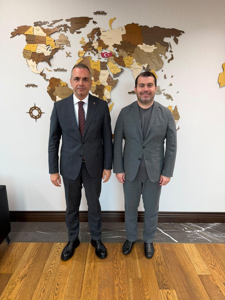 serefcolak's tweet photo. Çevre, Şehircilik ve İklim Değişikliği Bakanlığı İstanbul İl Müdürümüz @MEjderBatur ‘u ziyaret ettik.

Tuzlamız için çalışmalarımıza devam ediyoruz. İl Müdürümüze Tuzlamıza verdiği desteklerden dolayı teşekkür ediyorum. https://t.co/7k8ZznoluO
