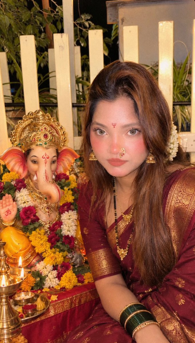 MullaxLJ's tweet photo. #166 Dharm!k H!ndu brahmin woman Ritika Sharma got engaged to her muslim boyfriend Adnan Shaikh #interfaith https://t.co/zgfZw1txZP