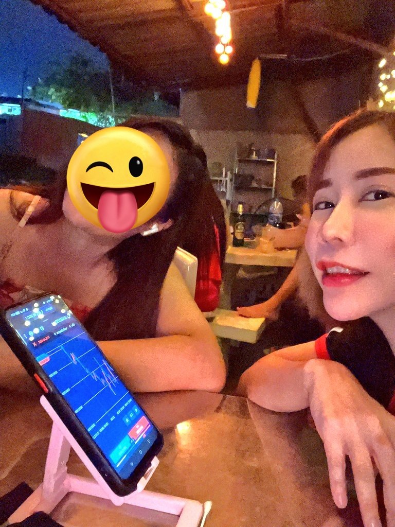 LatoyaMatalka's tweet photo. 🦋 ตอนแรกอยากได้แค่ให้ผมหอม ๆ แต่พอใช้แล้วชอบฟีลตอนกลิ่นติดผมมาก เวลาเดินหรือผมโดนลมจะได้กลิ่นเบา ๆ รู้สึกตัวเองหอมขึ้นมาเฉย 😂 ไม่ได้แรงจนฉุนด้วย ช่วงนี้เลยฉีดก่อนออกจากบ้านตลอด 💖

#นวดเชียงราย #เทส  
🆔 0963786215 https://t.co/Yrd55asfmJ