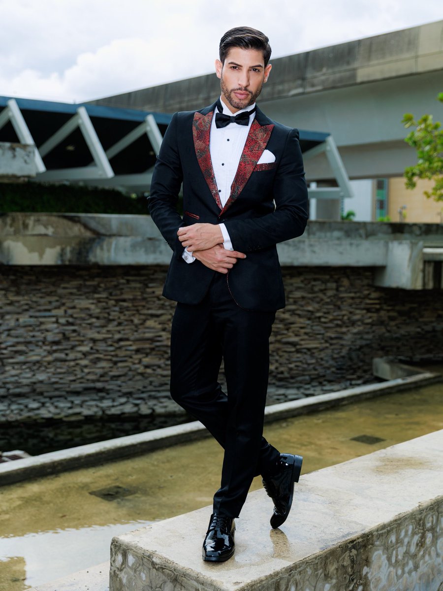 KidannyPR's tweet photo. Dress well. Stand tall.🖤🔥

Collab: Kidanny Flores Guzmán x AQ Photography | Anthony Quiles

Team Aguas Buenas 👑✨
Organización Nacional: Mr. Puerto Rico Petite & Tall 
Directores Nacionales: Chayanne Villafañe  Pedro Chico 
Municipio: Municipio Autónomo de Aguas Buenas 
Fotografía: AQ Photography | Anthony Quiles 
Proyecto Social: Proyecto Oasis 
Coaching: Coach Vivian Arroyo, MHR + Maxwell Leadership & ICF Certified
Med. Estética: Dr. Guillermo Colon | Health & Aesthetic Clinic 
Dental: Dentistas|Grupo Dental Sonrisa Universal 
Cuidado Corporal/Facial: Cuerpos De Sirena Sculpt & Shape Studio 
Mealpreps: Criollo Saludable  By Chef José 👨🏻‍🍳 
Bronceado: 𝐓𝐚𝐧𝐧𝐢𝐧𝐠 𝐁𝐞𝐚𝐜𝐡 𝐇𝐨𝐮𝐬𝐞 𝐚𝐧𝐝 𝐒𝐚𝐥𝐨𝐧 
Corte: Angel Luis Ayala Gonzalez 
Manicura: starnailsbyshcn

#MisterAguasBuenas #TeamAguasBuenas #ProyectoOasis #KidannyPR #MPRPR