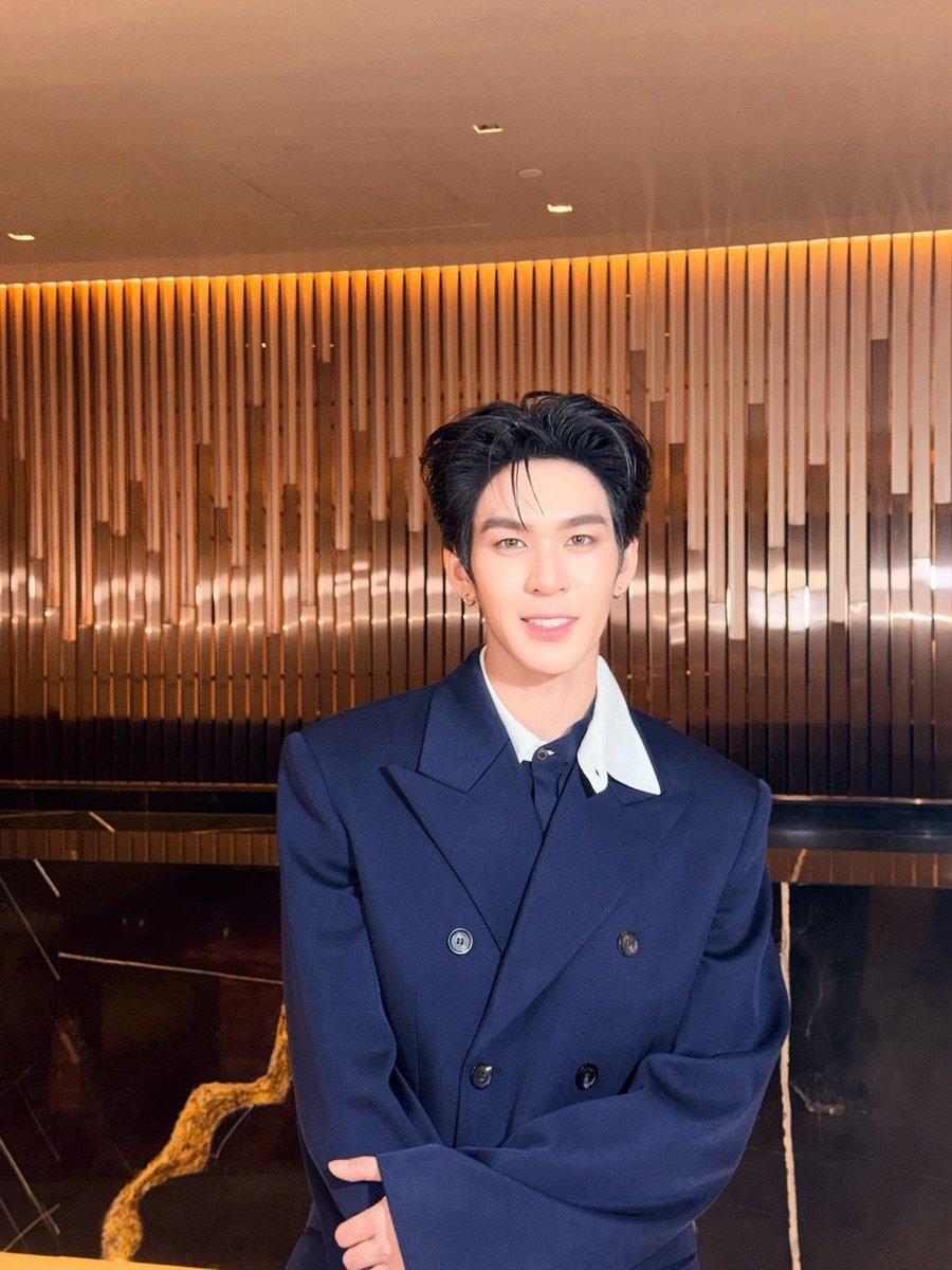 Auautnp's tweet photo. สาดไปคับ

#auautnp #ferragamo https://t.co/KJHaJmVhOY