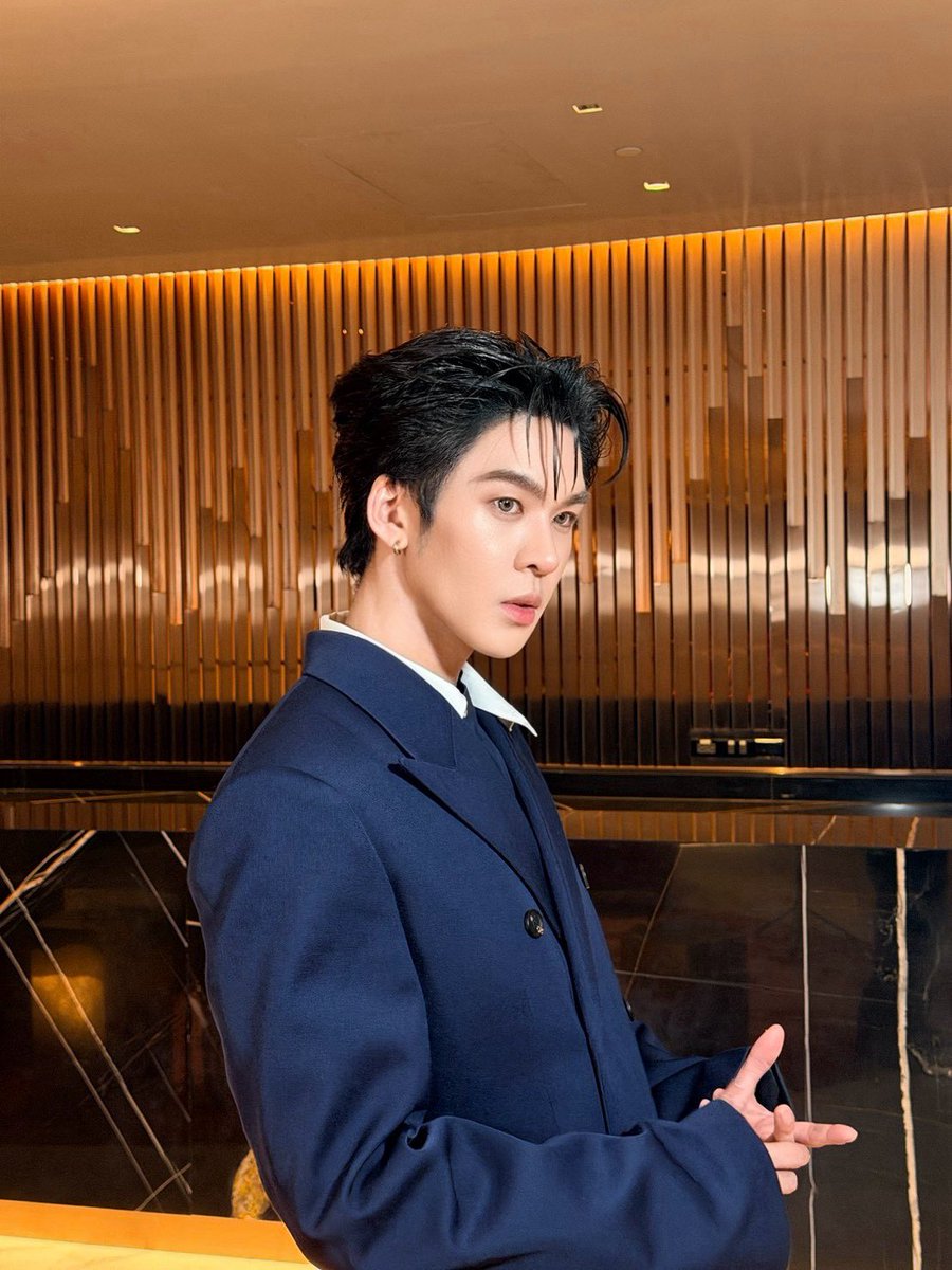 Auautnp's tweet photo. สาดไปคับ

#auautnp #ferragamo https://t.co/KJHaJmVhOY