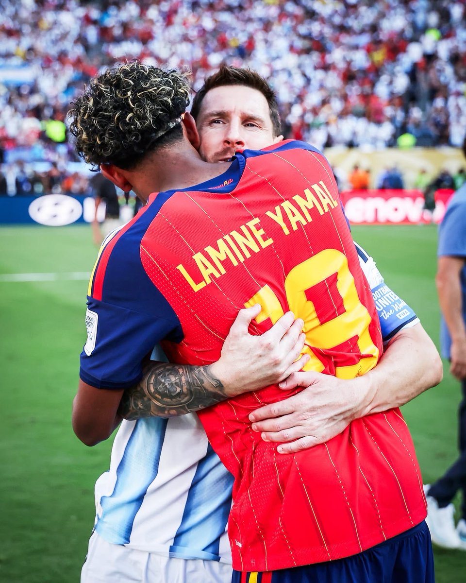 CrewsMat10's tweet photo. CRAZY STAT: Lamine Yamal wasn’t even born when Messi got his first-ever Ballon d’Or nomination. Twenty years later, Messi still got nominated alongside him.

 Unreal longevity. 🤯🐐 https://t.co/zISYGPDXKN