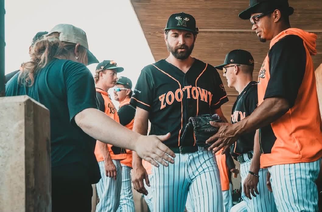 TCSPostGrad's tweet photo. Welcome back, Coach Garza! ⚾️

Grant Garza officially returns to TCS today after pitching professionally for the Missoula PaddleHeads in the Pioneer League.

A TCS Post Grad alumnus, Coach Garza also pitched at Johnson County Community College, Tarleton State University, and UT Tyler.

His professional experience, collegiate background, and knowledge of the game will be tremendous assets to our players.

We are excited to have you back, Coach Garza!

@GarzaGrant34