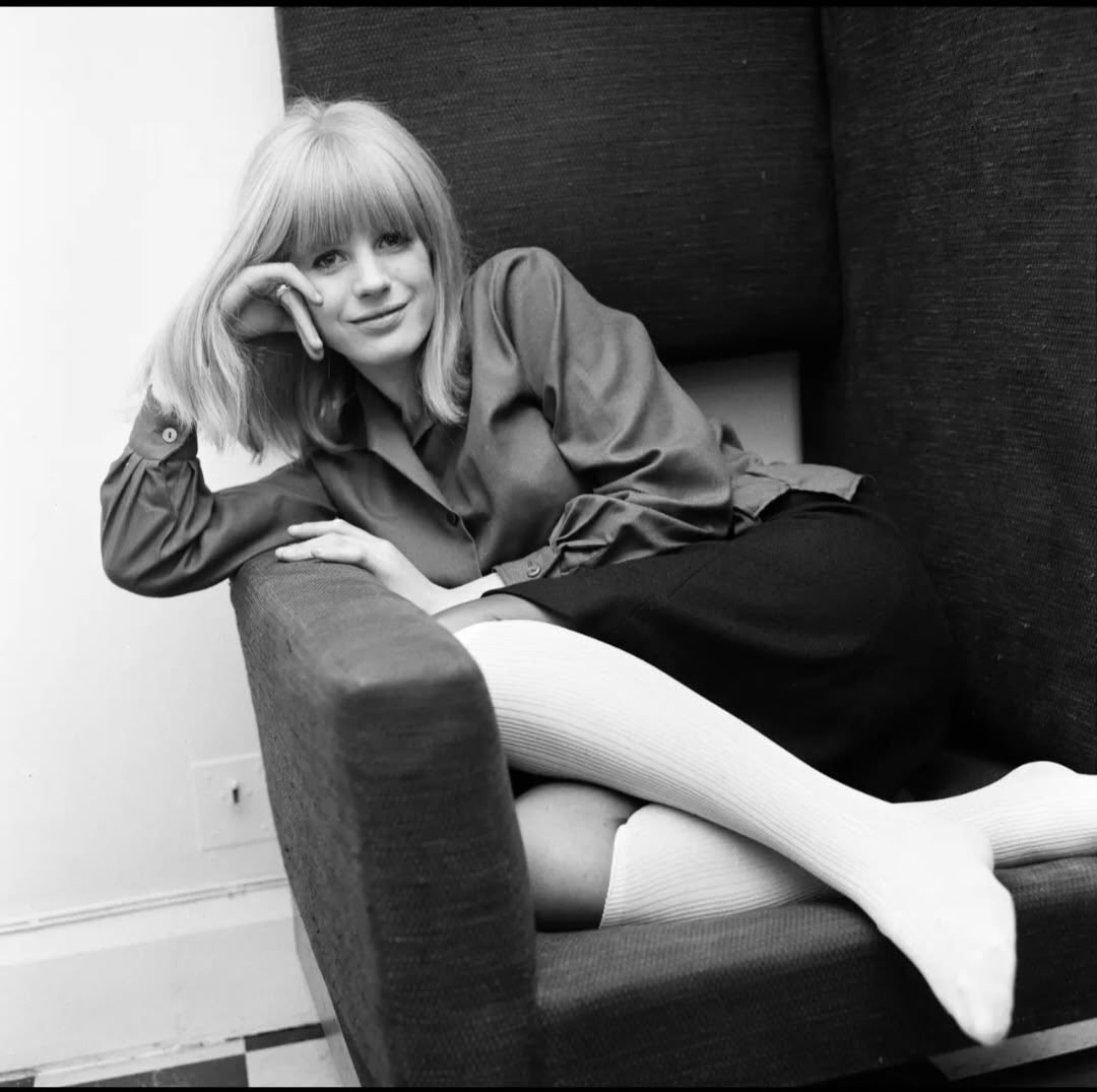 Jopolkadot's tweet photo. Marianne Faithfull

📷©️Doreen Spooner
London
1964 https://t.co/o6fp4JrdNA