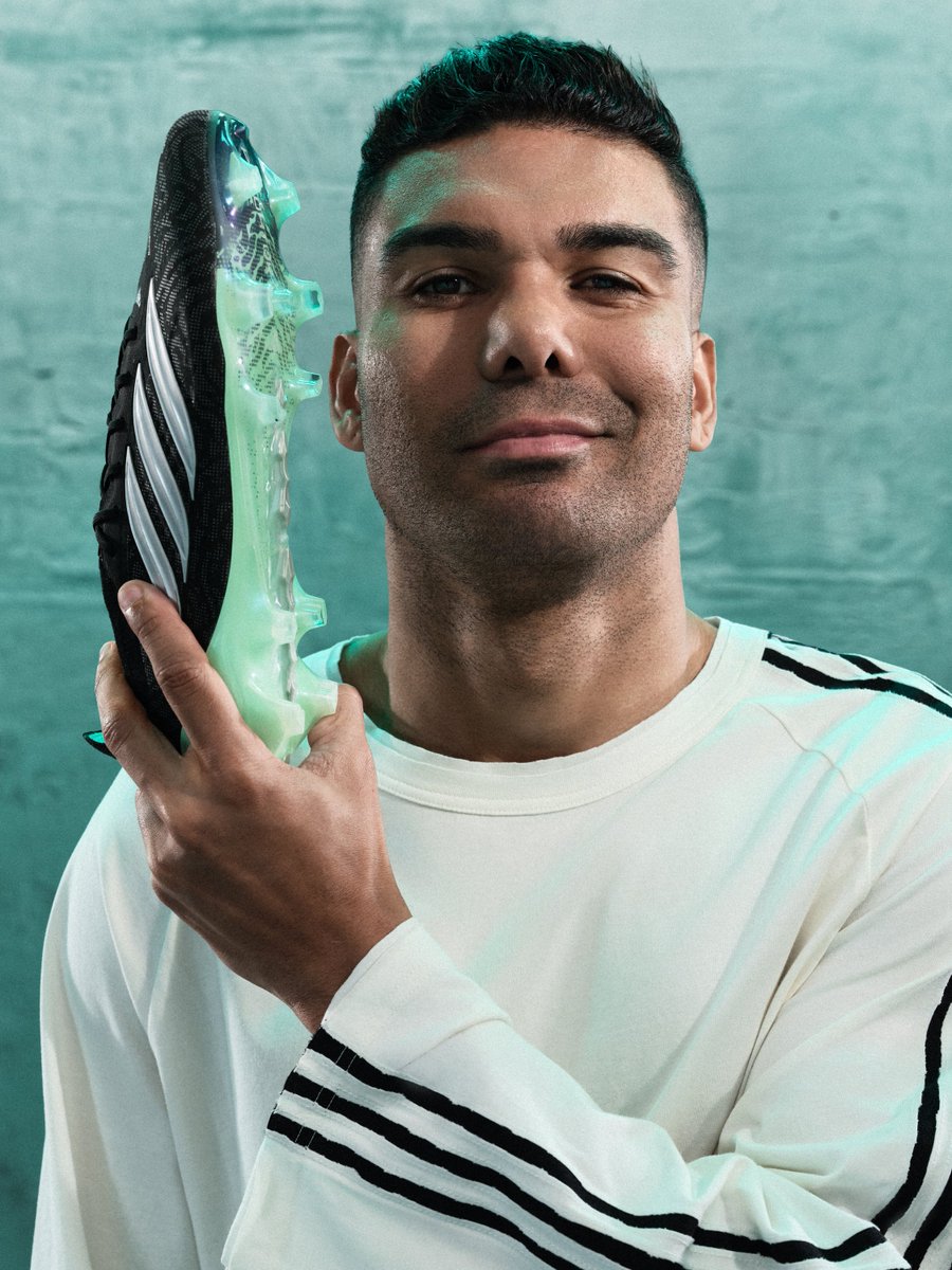 Casemiro's tweet photo. ☄️ @adidasfootball Vamos !! https://t.co/9L51YSOFMW