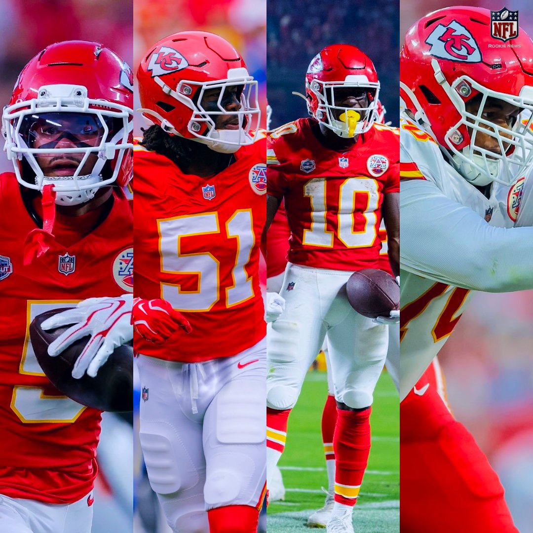 NFLRookieNews's tweet photo. #Chiefs rookies in their NFL debut on MNF:

Mansoor Delane
🔴INT on opening possession

R Mason Thomas
🔴2 Tkl, 1.0 Sacks, 2 QBP

Emmett Johnson
🔴68 YDS, 53 YAC, +4.2 Rec EPA (Both 2nd among Week 1 RB)

Kahlil Benson
🔴1 pressure on 32 pass blocks (Fewest among rookie Week 1 OT) https://t.co/pj5yYj44jj