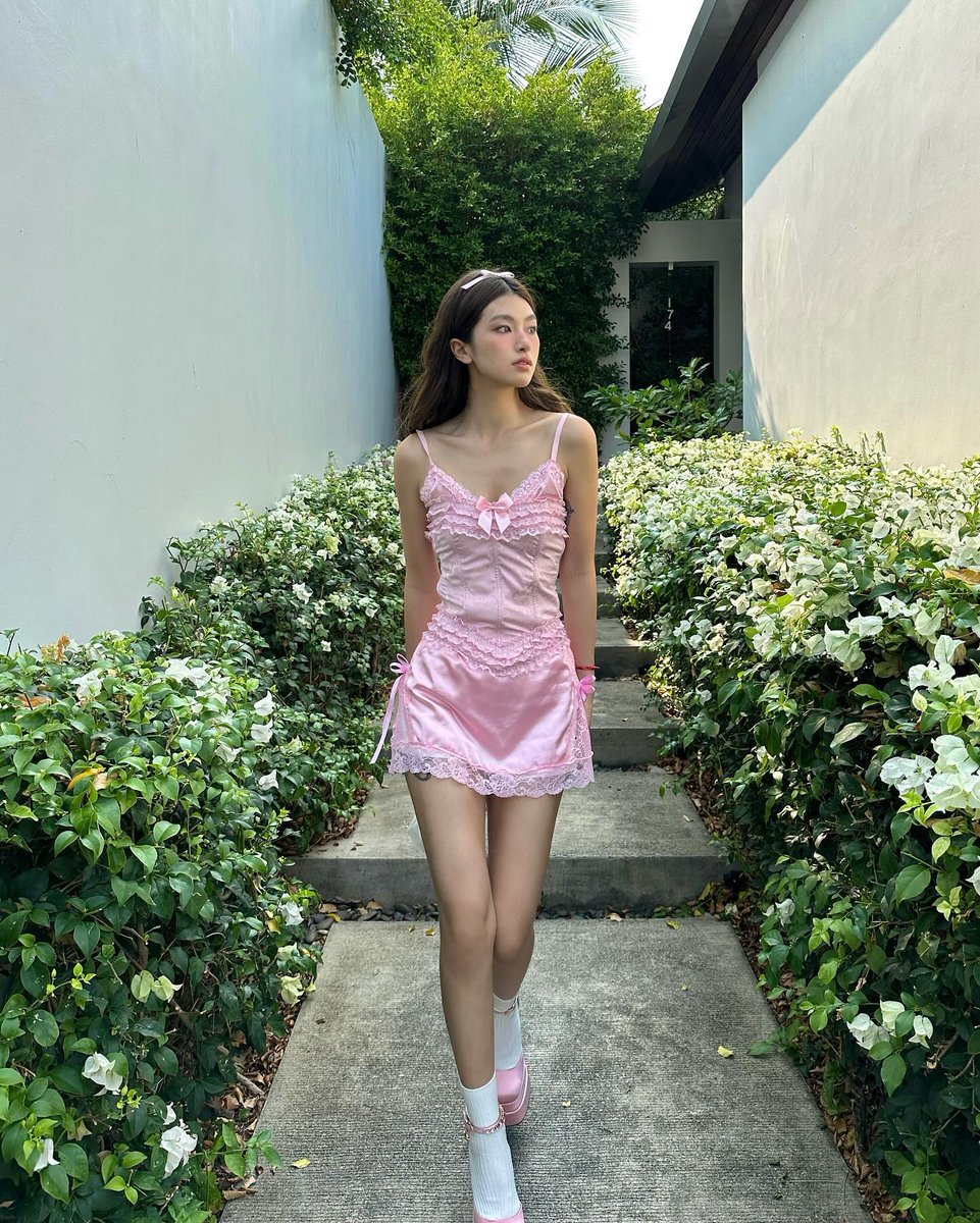 robsoncaique1's tweet photo. Wassup 🌍 Just dropping by to say: your journey matters—keep walking, keep growing. 🌻
kCps https://t.co/Qmm3js0xdG