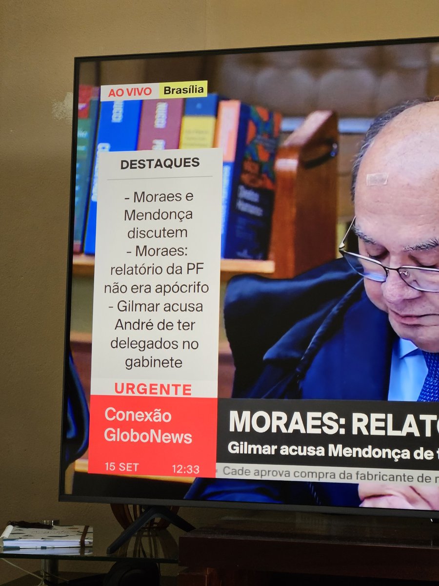 thiarles's tweet photo. o alinhamento 😮‍💨 https://t.co/VtJfOw1g1H