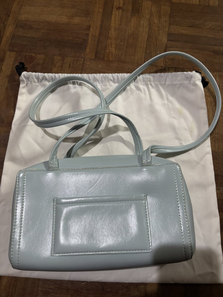 quickkkkkk82510's tweet photo. #ส่งต่อstandoil #ส่งต่อstandoil stand oil post bag สี sky blue
มีร่องรายการใช้งาน ตำหนิเพิ่มเติมใต้เม้น
ของแท้100% 
❤️เอาไป 450 ส่งฟรีค่ะ❤️
#standoil #standoilth #standoilthailand 
#ส่งต่อstandoil #ส่งต่อกระเป๋า #กระเป๋าสะพายข้าง #กระเป๋า #ส่งต่อเสื้อผ้า #กระเป๋าแบรนด์เนม #ส่งต่อ https://t.co/i008nXczwp