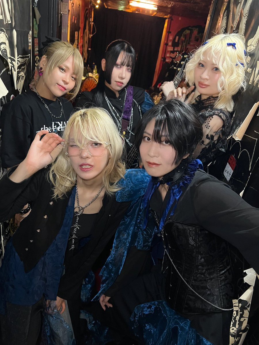 the_FRAIL_'s tweet photo. ❤️‍🔥Thank you❤️‍🔥

2026.9/15(火)
shinjuku ANTIKNOCK presents
��SHEER HEART ATTACK vol.21】
-Aporath 1st Album “NOTICE” Release TOUR-

本日の主役であるAporathさんへバトンを繋げられるよう、世界観重視のノンストップのセットリスト���てお届けしました🔥

そして次はジーナ生誕&1st ALBUM発売日！新宿ANTIKNOCKにてお待ちております💿

support drums @dr_chiiiiiho 

NEXT▷9/30(水) 新宿ANTIKNOCK
🎫 https://t.co/lpHlP8RTQw

#theFꓤAIL #theFRAIL