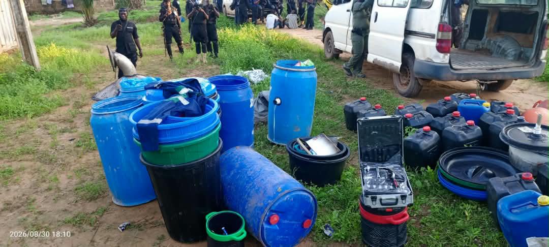 thecableng's tweet photo. NDLEA dismantles meth lab in Ebonyi, arrests ‘Mexican drug kingpin’

The National Drug Law Enforcement Agency (NDLEA) says it has dismantled an “industrial-scale” methamphetamine laboratory in Ebonyi state.

Methamphetamine is a powerful, highly addictive synthetic stimulant that speeds up the central nervous system and increases energy, heart rate, and brain activity.

https://t.co/9TEdlsrr71