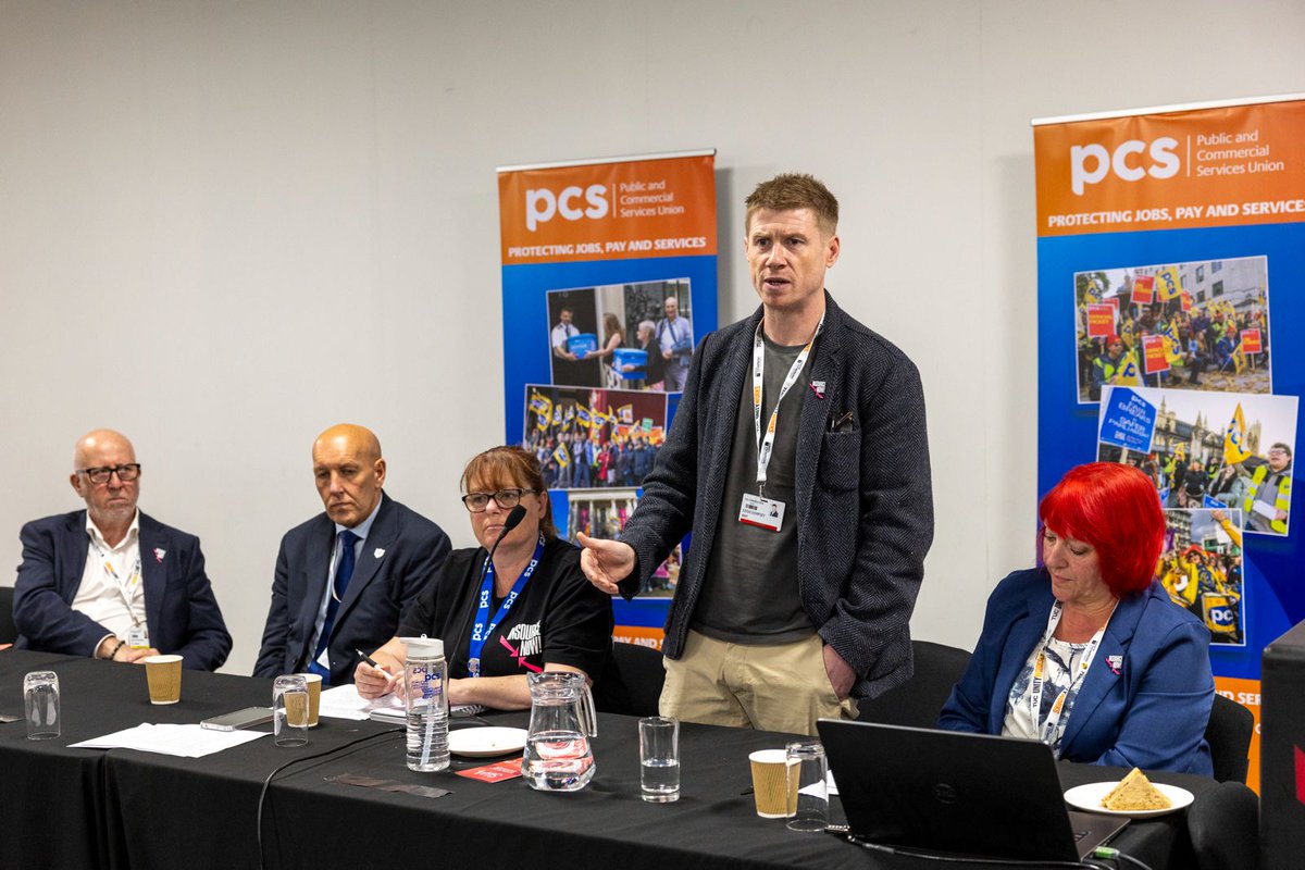 pcs_union's tweet photo. When will Labour deliver on insourcing?

A PCS fringe meeting at the 2026 TUC Congress called on the Labour government to fulfil its promise of bringing outsourced workers back in-house
Read all about it here: https://t.co/0XOsQjEuJF
#PCS https://t.co/1I1rHk2PdC