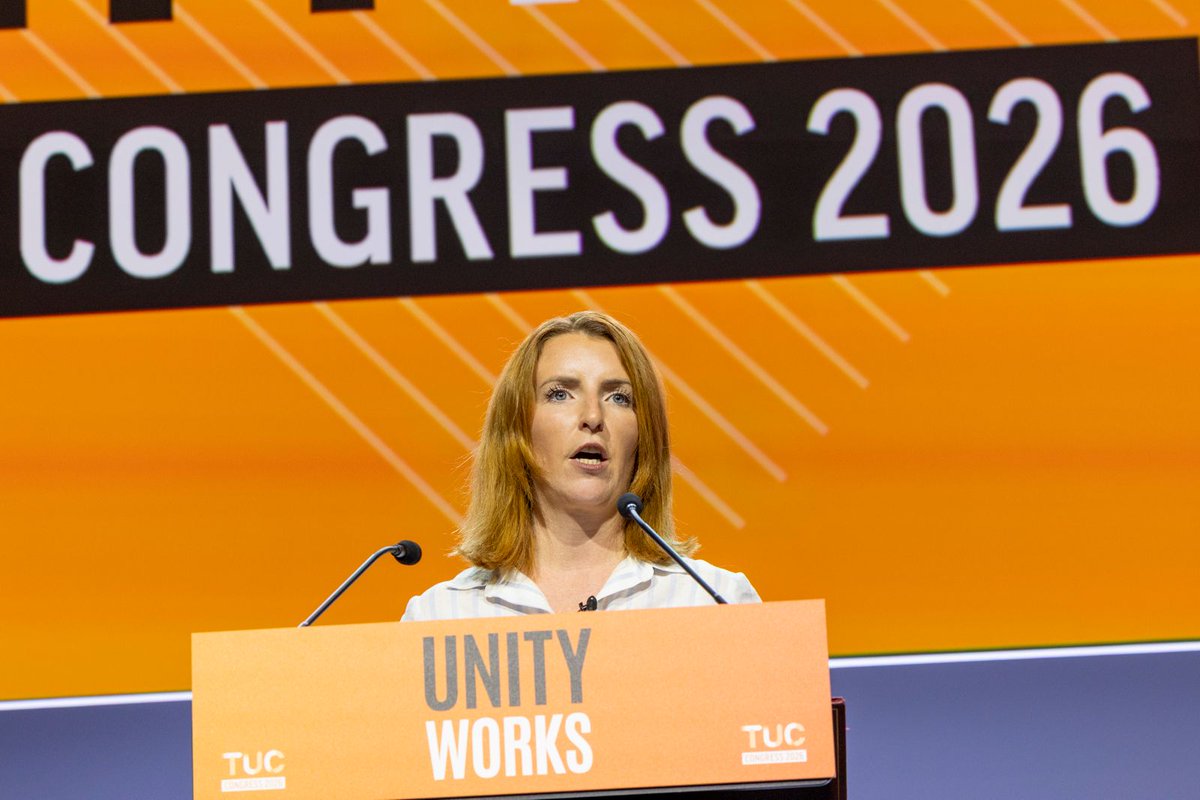 pcs_union's tweet photo. 🚨 Government recommits to bringing outsourced workers back in-house

First Secretary of State Louise Haigh told #TUC2026 that from April 2027, government departments and arm’s-length bodies must consider whether they can deliver services in-house.

She also confirmed:

“My department, the Office of the Prime Minister and Cabinet, are bringing all cleaning and security staff back in-house when major contracts end in 2028.”

And pledged to “put power back into the hands of working people.”
PCS will keep pushing the government to deliver. #InsourceNow