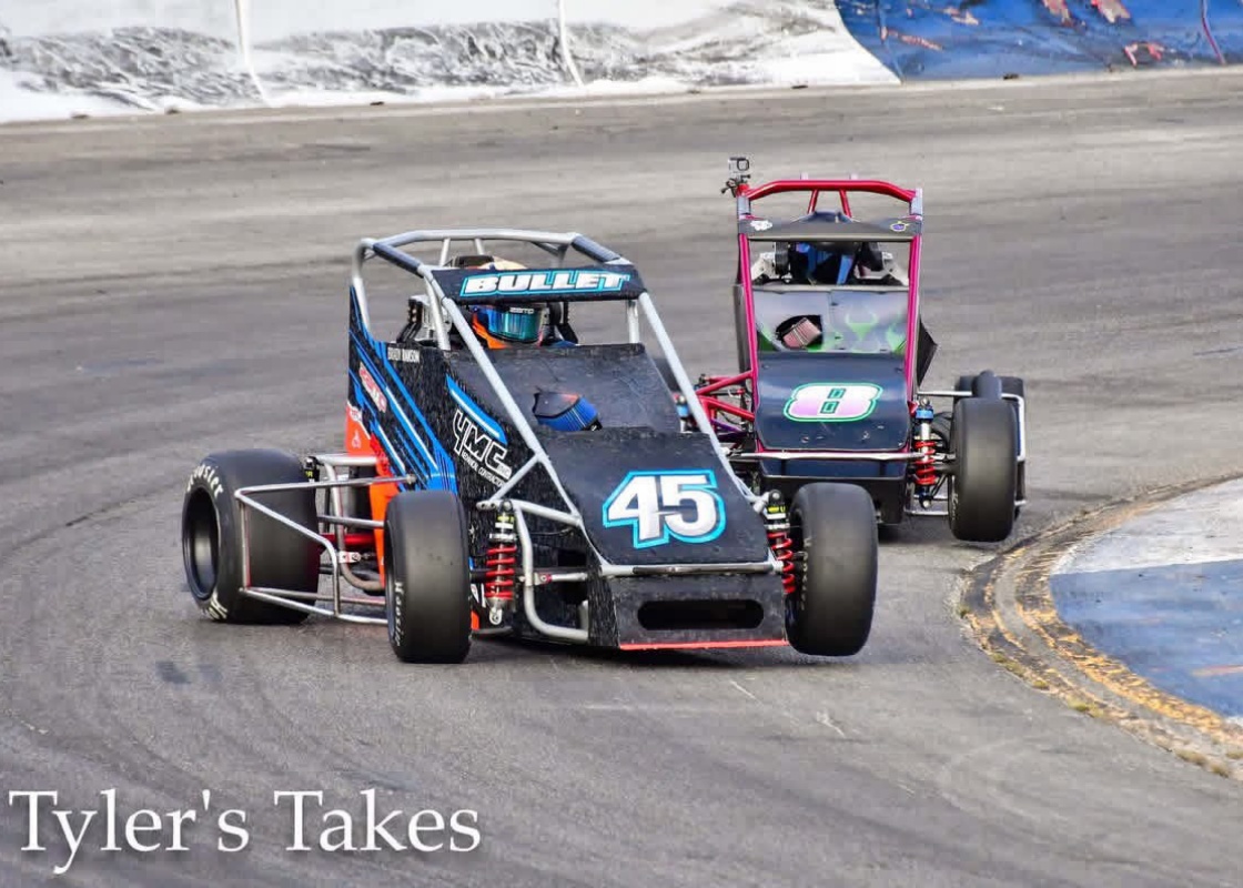 ZampHelmets's tweet photo. A ZAMP CHAMPION!🏆🏁

Congrats to Brady Ransom on wrapping up the midget title at Meridian Speedway. Brady runs Zamp head to toe, helmet to shoes, and he backed it up all season long.

Nothing better than watching one of our own get it done at a home state track. https://t.co/MQkrsGJNUX