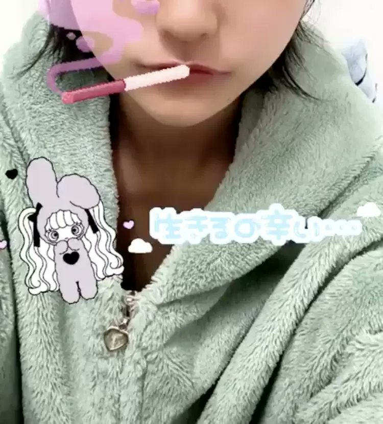 ju_yui74183's tweet photo. もうちょっと人恋しい夜
一瞬でも名古屋で会お！
16日か17日 https://t.co/WTbqKaJNYM
