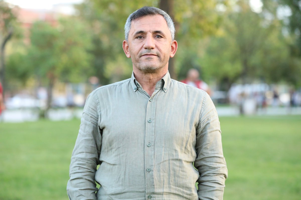 diyarbakirbld's tweet photo. 🔹 Diyarbakır Büyükşehir Belediyesi Eşbaşkanlığına Emin Ay Seçildi

📌 DEM Parti Demokratik Yerel Yönetimler Kurulu tarafından yürütülen değerlendirme süreci sonucunda, Diyarbakır Büyükşehir Belediyesi Eşbaşkanlığına Meclis Üyemiz Emin Ay seçildi. Eşbaşkanımız Emin Ay’a yeni görevinde başarılar diliyor; halkımızın iradesini, ortak aklımızı ve demokratik katılımı esas alan toplumcu belediyecilik anlayışımızı kararlılıkla sürdüreceğimizi belirtiyoruz.

Kentimize ve halkımıza hayırlı olsun.

🔹 Emîn Ay Hemşaredarîya Şaredarîya Amedî ya Şaristanê Girdî Rê Ame Weçînayene

📌 Netîceya prosesê erjnayîşî de ke hetê Kombîyayîşê Îdareyanê Herêmkîyan ê Demokratîkan ê DEM Parti ra ame ramitene, Endamê ma yê Meclîsî Emîn Ay Hemşaredarîya ma ya Şaredarîya Amedî ya Şaristanê Girdî rê ame weçînayene. Ma Hemşaredarê xo Emîn Ayî rê wezîfeyê ci yê neweyî de serkewtiş wazenê; ma dîyar kenê ke ma do bi bîryardarî fehmê xo yê şaredarîya komelkî ke îradeyê şarê ma, aqilê ma yo hempar û beşdarîya demokratîke esas gêno, dewam bikerê.

Şaristanê ma û şarê ma rê xeyrên bo.

🔹 Emîn Ay Ji Bo Hevserokatiya Şaredariya Bajarê Mezin a Amedê Hat Hilbijartin

📌 Di encama pêvajoya nirxandinê ya ku ji aliyê Lijneya Rêveberiyên Herêmî yên Demokratîk a Partiya DEMê ve hat meşandin, endamê meclisa me Emîn Ay ji bo Hevserokatiya Şaredariya Bajarê Mezin a Amedê hat hilbijartin. Em ji hevserokê me Emîn Ay re di erka wî ya nû de serkeftinê dixwazin; em diyar dikin ku em ê feraseta xwe ya şaredariya civakî ya ku îradeya gelê me, aqilê hevpar û beşdariya demokratîk esas digire, bi biryardarî bidomînin.

Ji bo bajêr û gelê me pîroz be.

#Diyarbakır #Amed