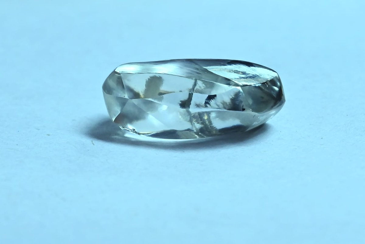 SandeepPoundrik's tweet photo. Diamond Mining Project  Panna of NMDC achieved a remarkable milestone today with the recovery of a 27.29-carat GEM category diamond.  It is the biggest recovery since reopening. The market value of the diamond is appx Rs 1 cr. @nmdclimited @SteelMinIndia @PIB_India https://t.co/AkYUAQY4Iu