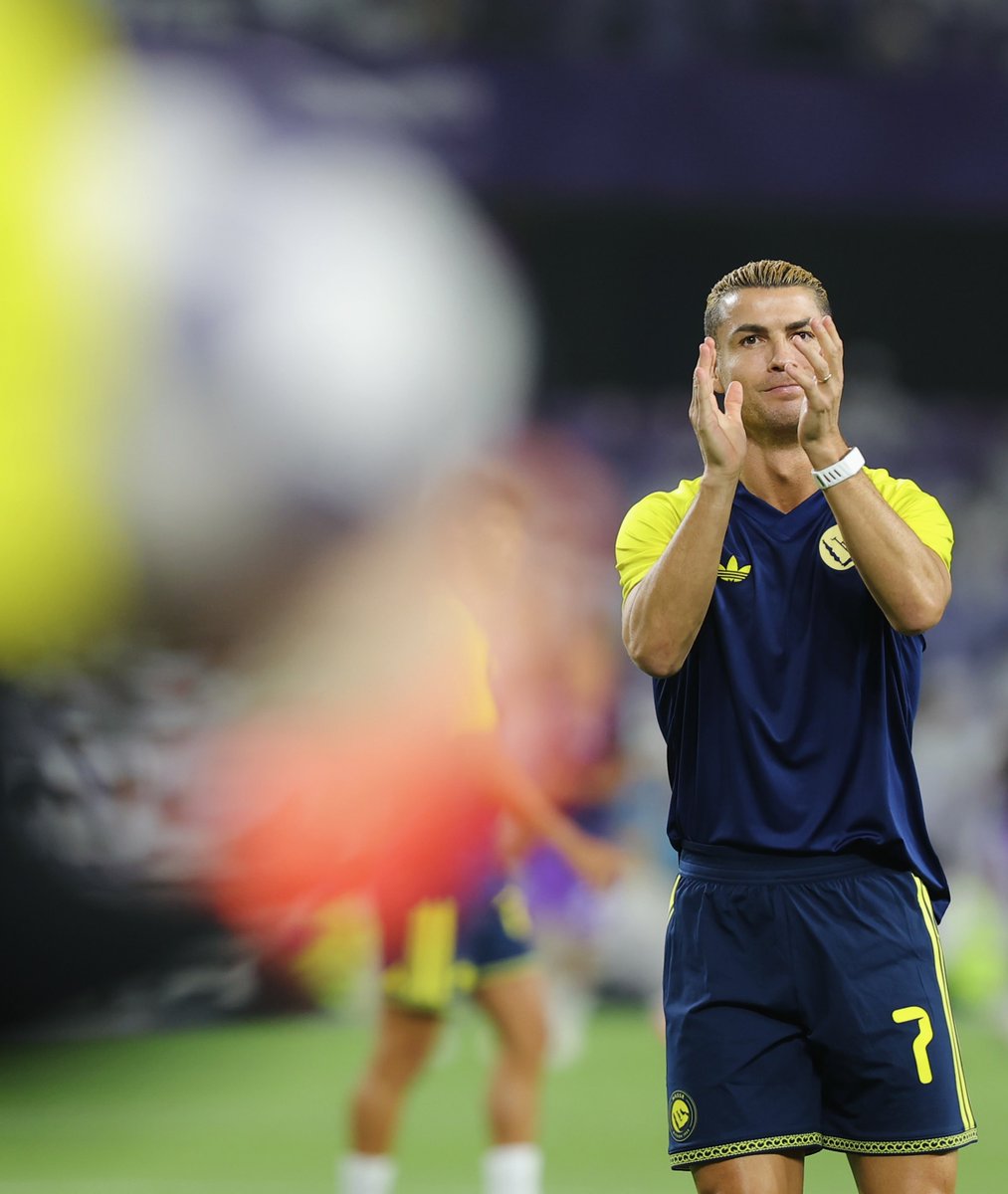 AlNassrFC's tweet photo. دقائق تفصلنا عن البداية ⏳
#النصر_العين https://t.co/uAZ8zWOOSQ