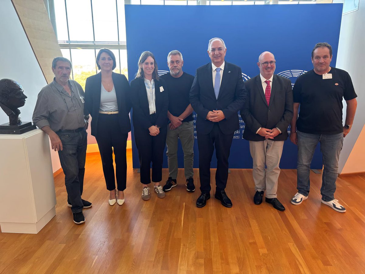 CostasKadis's tweet photo. The Western Mediterranean needs rules that work for both the sea and the people who depend on it.
Good exchange today in Strasbourg with French Producers Organisation @OPduSud and MEPs @EricSargiacomo and Claire Fita on the future of the WestMed MAP.
Our compass: strong science, healthier stocks, more selective fishing — and a framework that gives Mediterranean fishers a viable future.
Sustainability and economic resilience must go hand in hand.