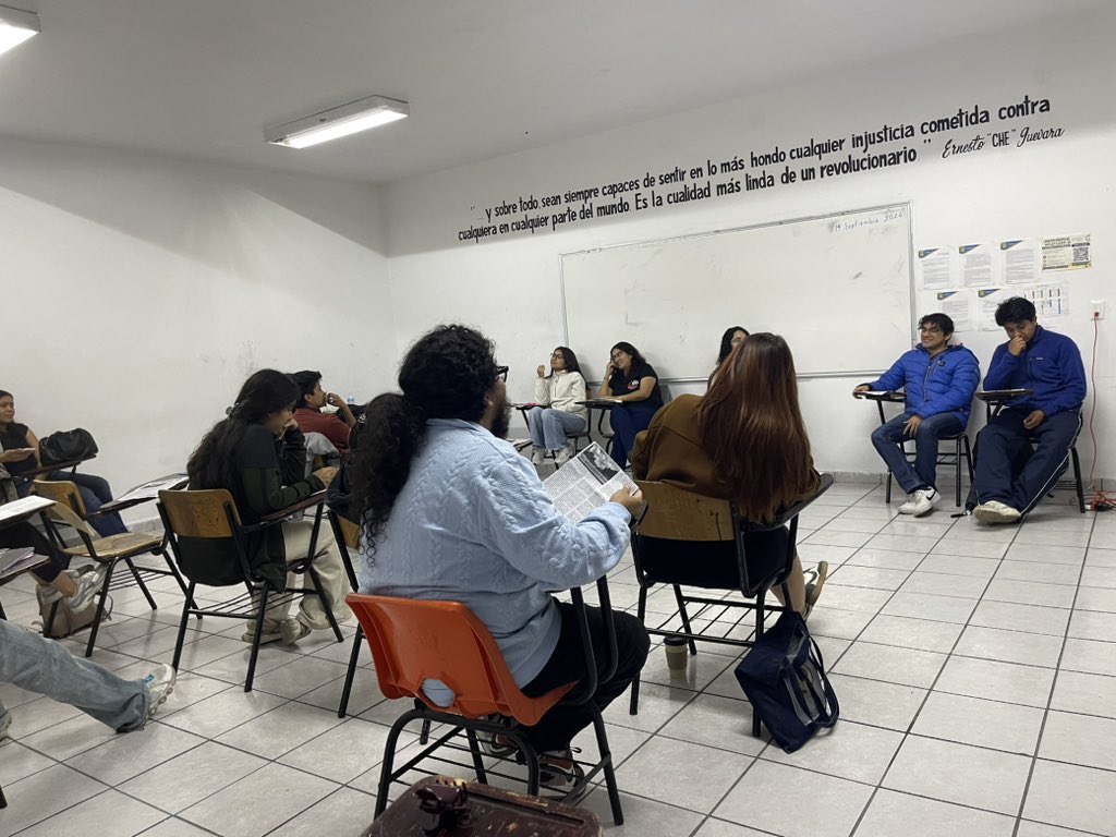 CNECALMECAC's tweet photo. #FelizMartes 🌤️📖
El día de ayer por la noche realizamos nuestra plenaria general donde revisamos las actividades de la semana, así mismo analizamos el artículo “Educarse, Organizarse y Luchar” ❤️📋🏠 https://t.co/BtFupDwVWU