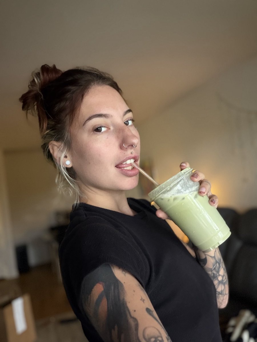 ElektraToess's tweet photo. matcha first. mischief after. ♡
findom https://t.co/t5244IV7XX