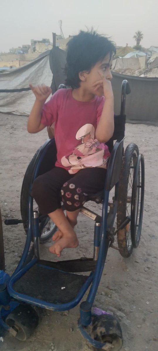 Zina16_5's tweet photo. Ma fille Zeina est en situation de handicap, et chaque jour sans soutien aggrave ses souffrances. 💔🙏 Aidez-la à vivre dans la dignité en lui apportant votre soutien, de quelque manière que ce soit.
https://t.co/MkzfgYz5Qt https://t.co/ziLFE1Q2RY