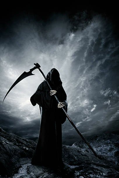 SilentStep0001's tweet photo. @TR4CKST4RR3D yeah it might be time to execute you https://t.co/gIKJxSgEN3