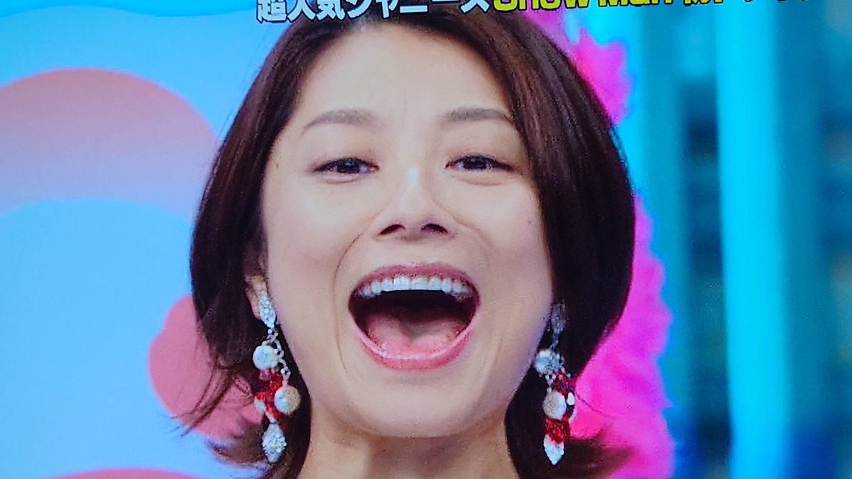 dsduf4's tweet photo. 小池栄子の舌触り良さそう
フェラされたい🥰
#小池栄子
#舌フェチ　#ベロフェチ https://t.co/HcdwBKSEr7