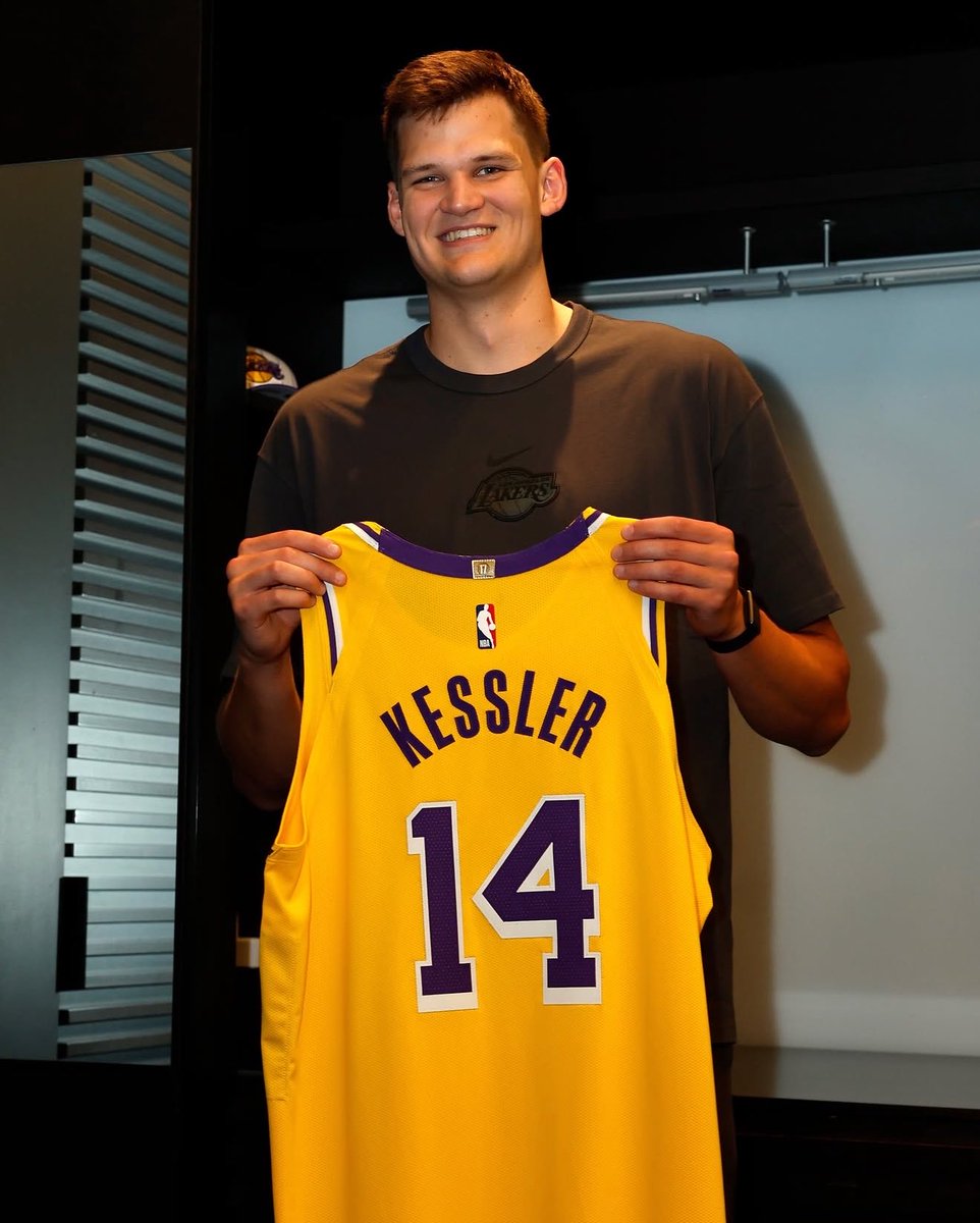 LADEig's tweet photo. I’M SPENDING THE DAY WITH WALKER KESSLER TODAY!

I’ll be asking him some fan submitted questions, so submit them below ⬇️ https://t.co/aCA6U4d0Gn