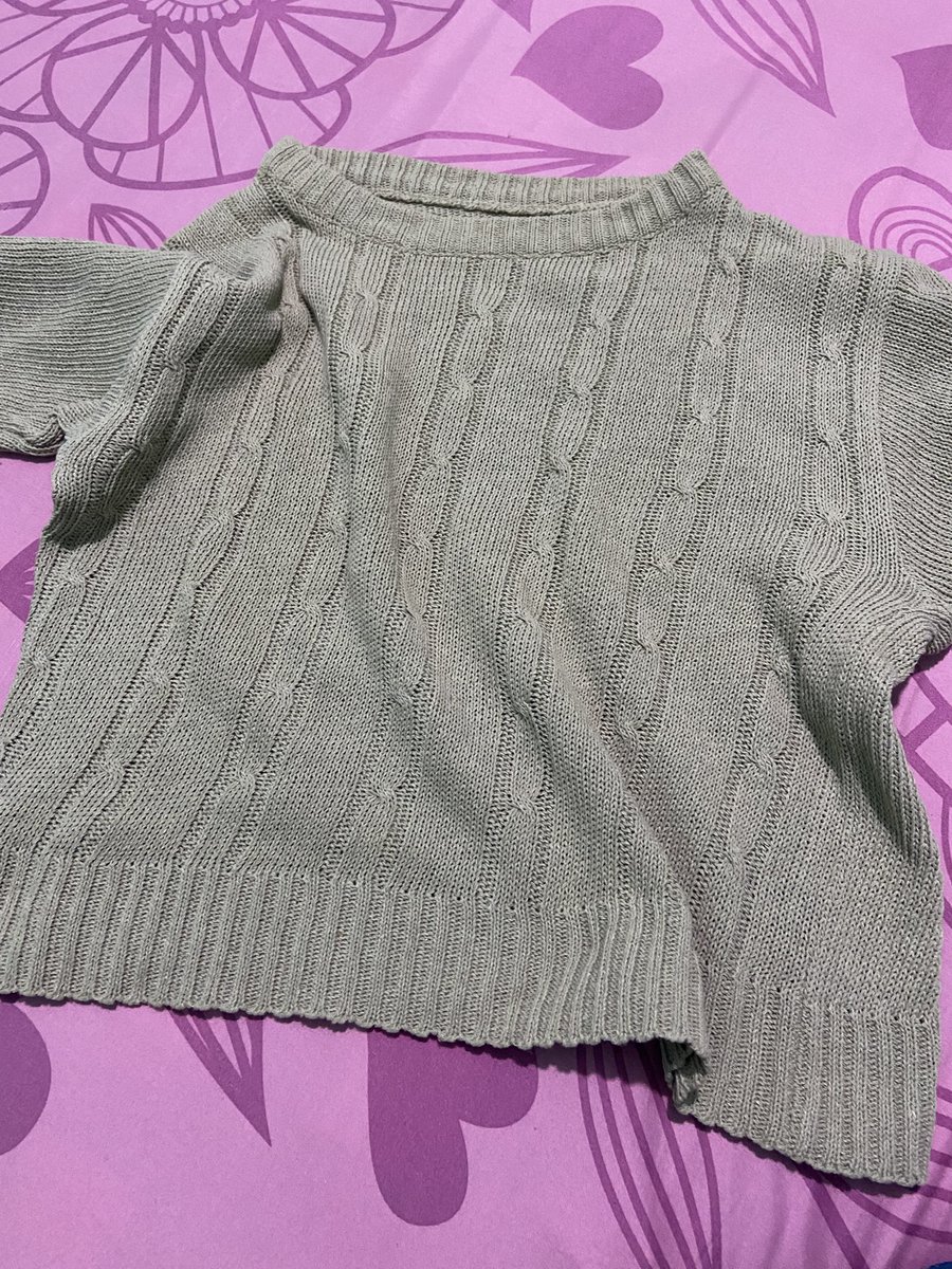 heart_preloved's tweet photo. @wandepower @miauwwuu 110 beb, cuman ini kayaknya bisa up to 120an. Soalnya bahannya stretchy rajut gitu https://t.co/9QguIUAG9P
