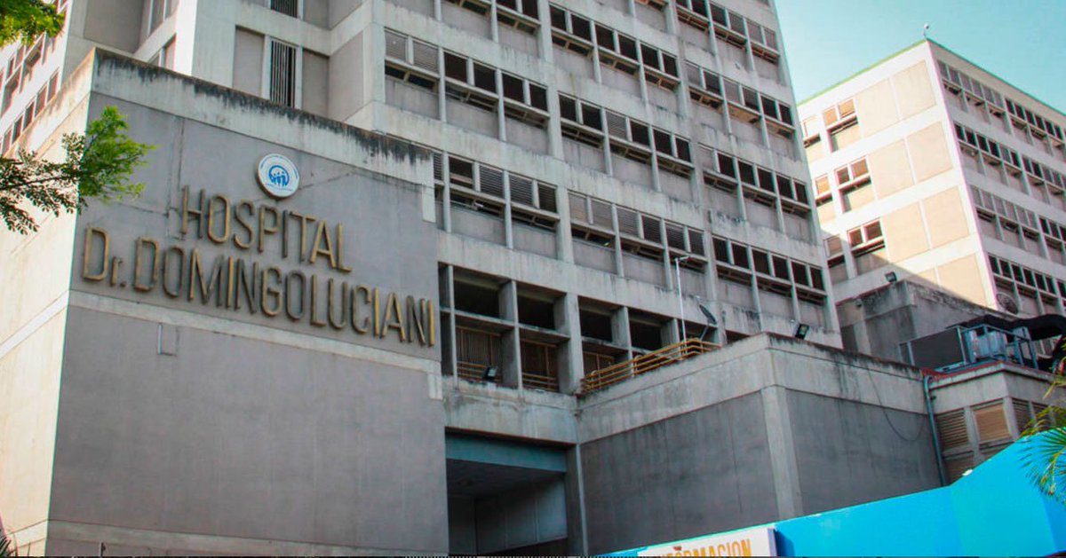 ChiguireBipolar's tweet photo. Hospital venezolano colapsado tras llegada de 1 paciente https://t.co/jkxWkr1tWQ https://t.co/O7DaxlhEUV